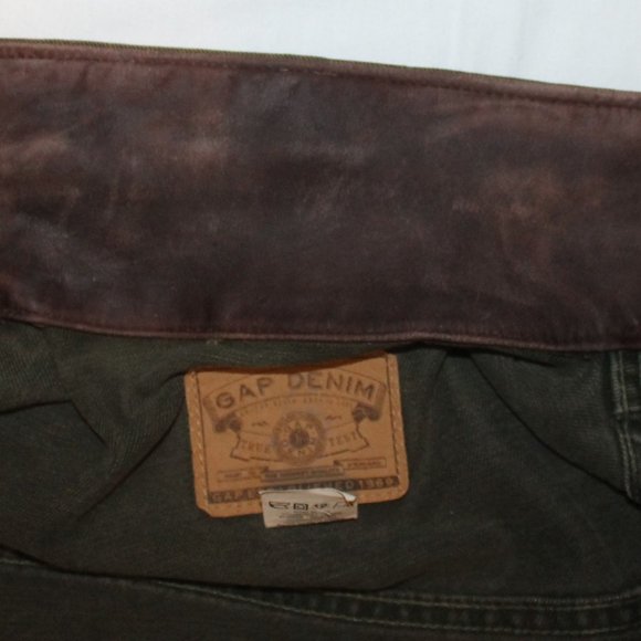 Vintage 90s GAP Denim Jacket w/ Leather Collar - Picture 5 of 6